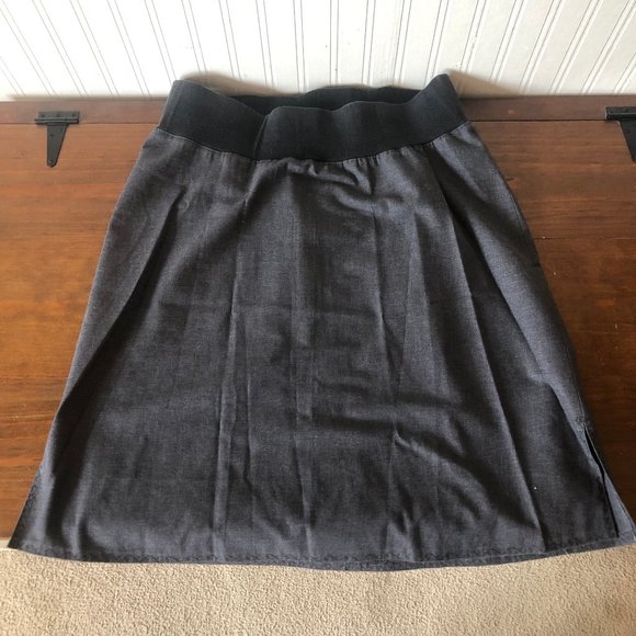 Handmade Embellished Charcoal Maternity Skirt - Picture 3 of 6